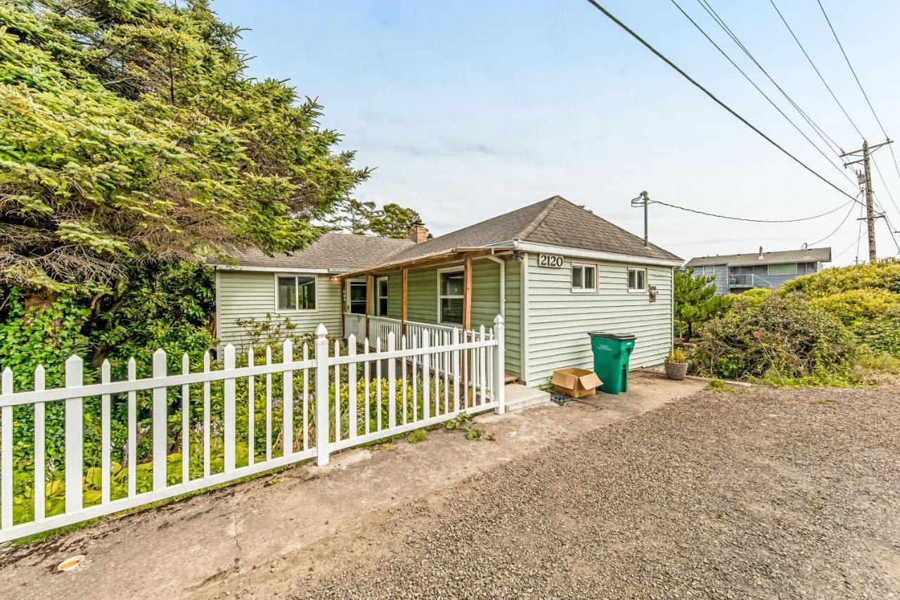 Crescent Lake Lookout Rockaway Beach Exterior photo